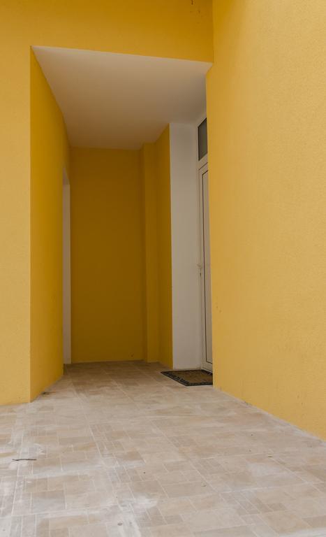 Guest House Anelim เวลีคอเทอร์โนโว ภายนอก รูปภาพ